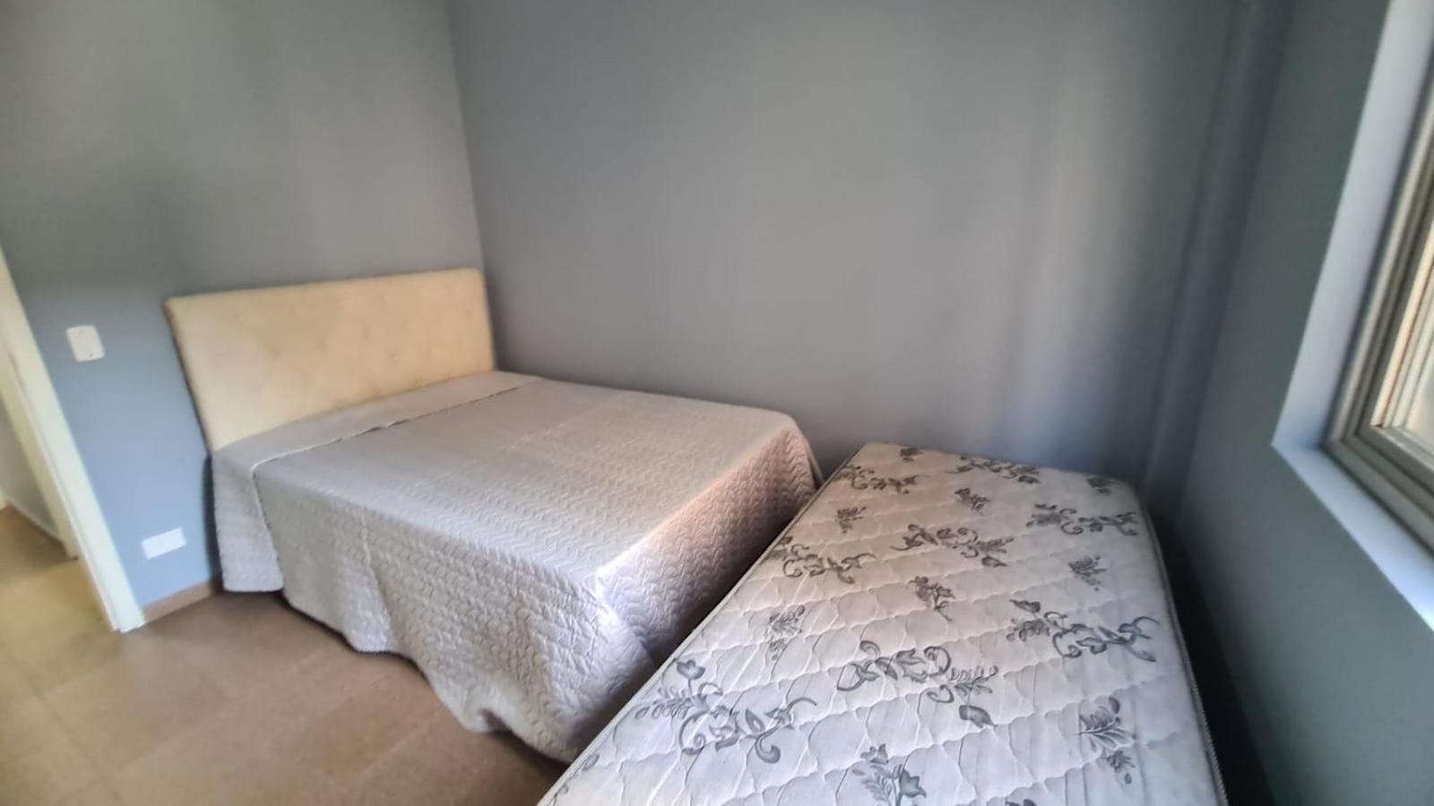 과루자 Apartamento Confortavel 2 Dorm No Tortuga Enseada 아파트 외부 사진